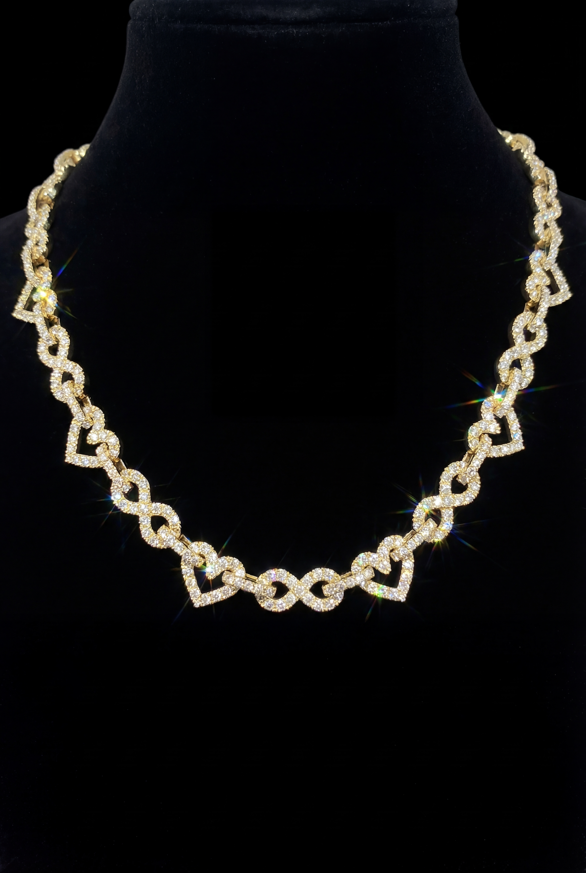 Luxury Heart & Infinity Diamond Necklace in Solid Gold – Natural Diamonds